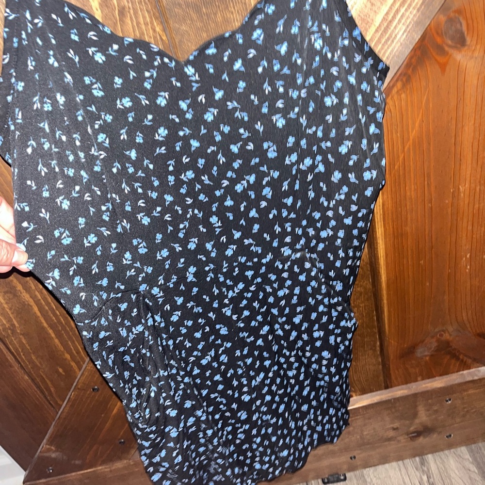 Shorts romper - Picture 2 of 4